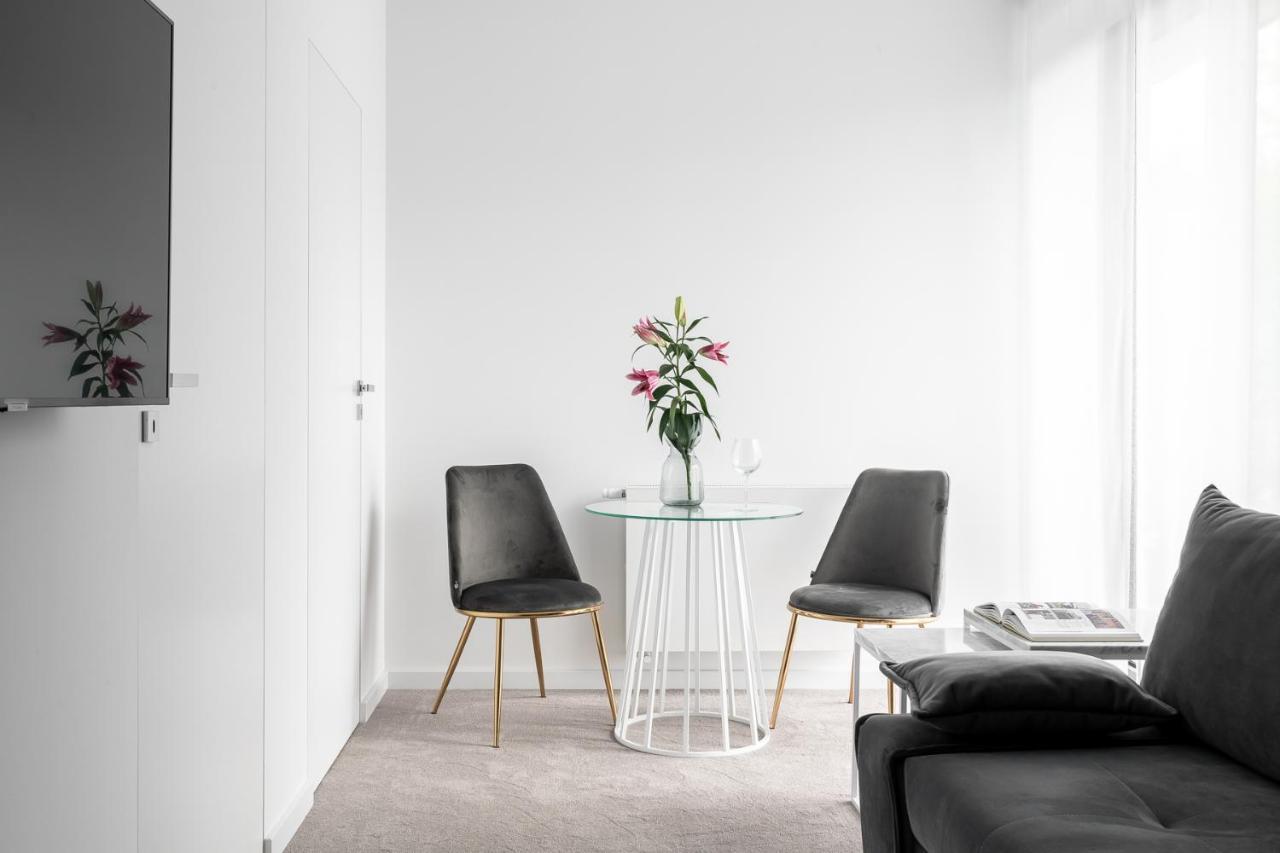 Aparthotel 33 *