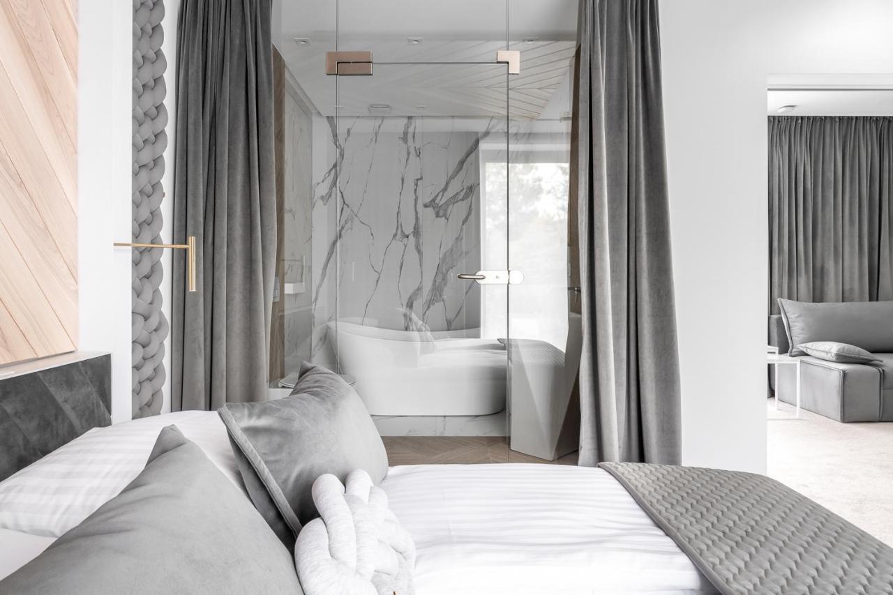 33 Aparthotel