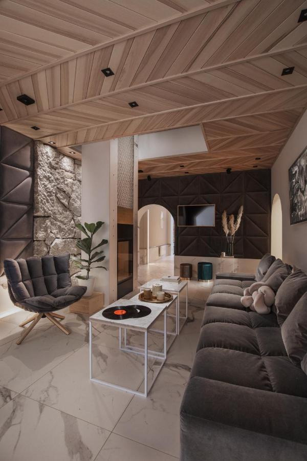 Aparthotel 33